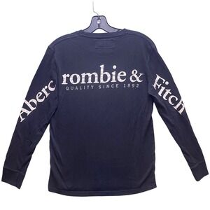 Abercrombie & Fitch Shirt Mens Extra Small Black Oversized Spell Out Sleeve Hits